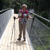 De familie heeft de brug uitgeprobeerd, 92 Meter boven het wilde water van de Rotten verbind de 278 meter lange Hängebrücke de Lammaschlucht – 06.2015 Fam. Mannak - hangbrug Fürgangen - Mühlebach